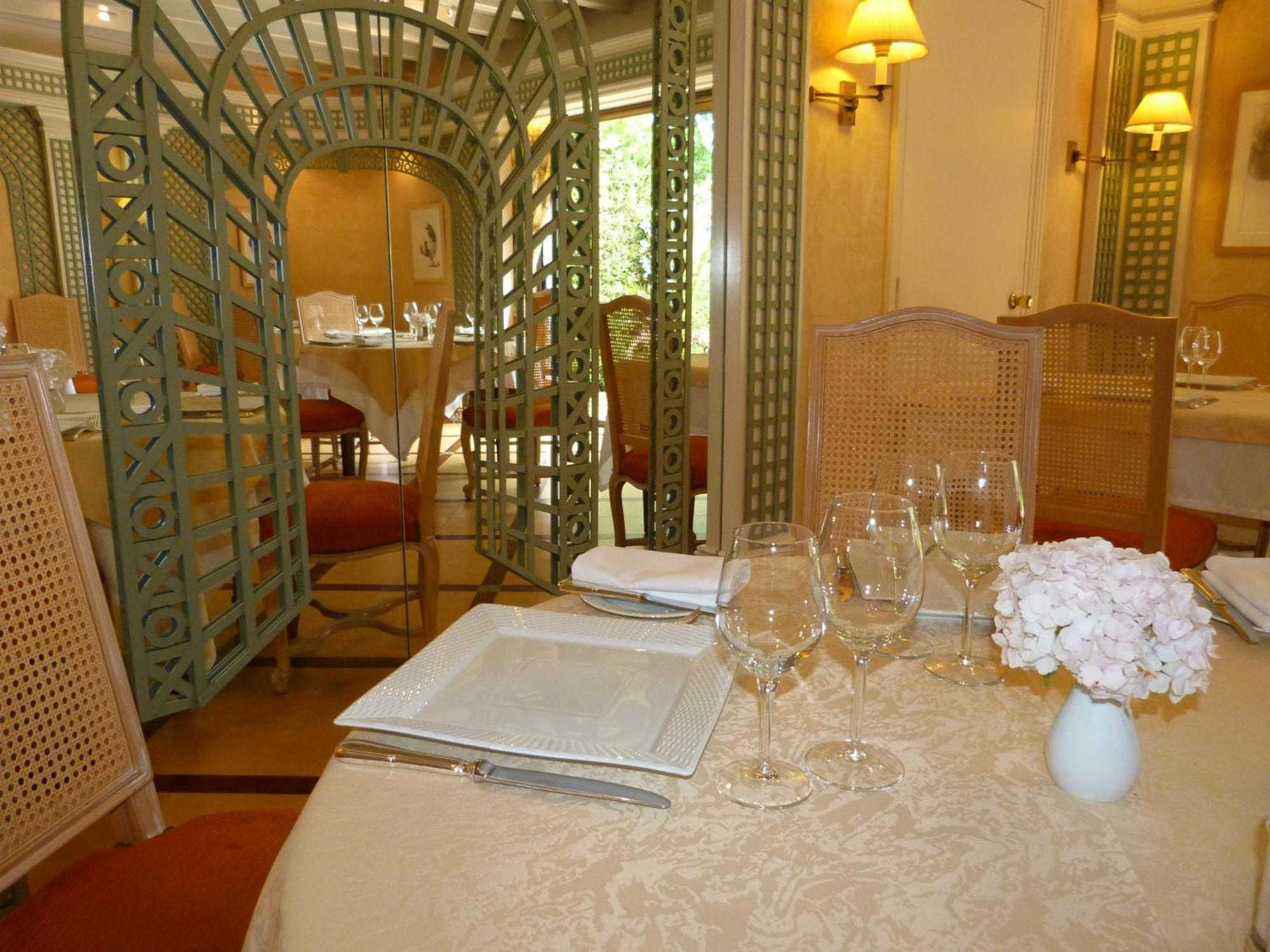 Hotel Le Gue Du Holme Saint-Quentin-sur-le-Homme المظهر الخارجي الصورة